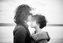 Is it possible to find a serious relationship on the Internet?